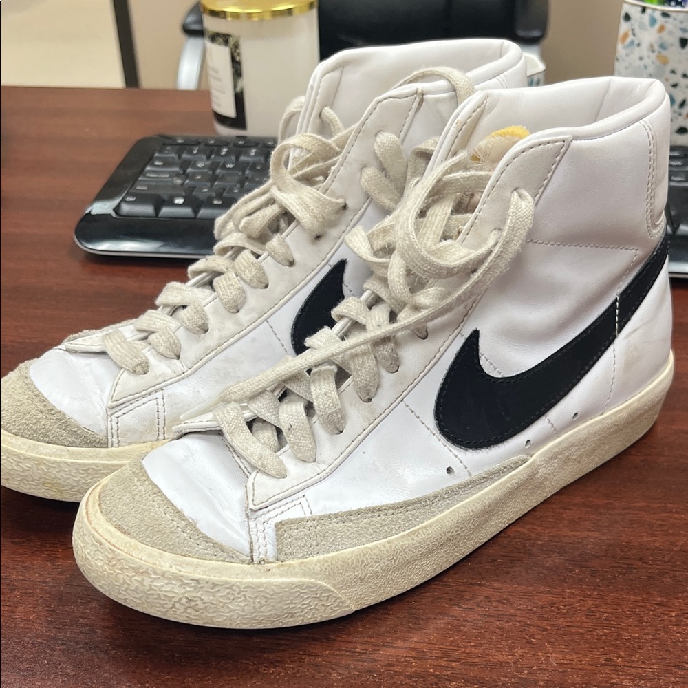 Nike High-Top Sneakers in Cream and Black